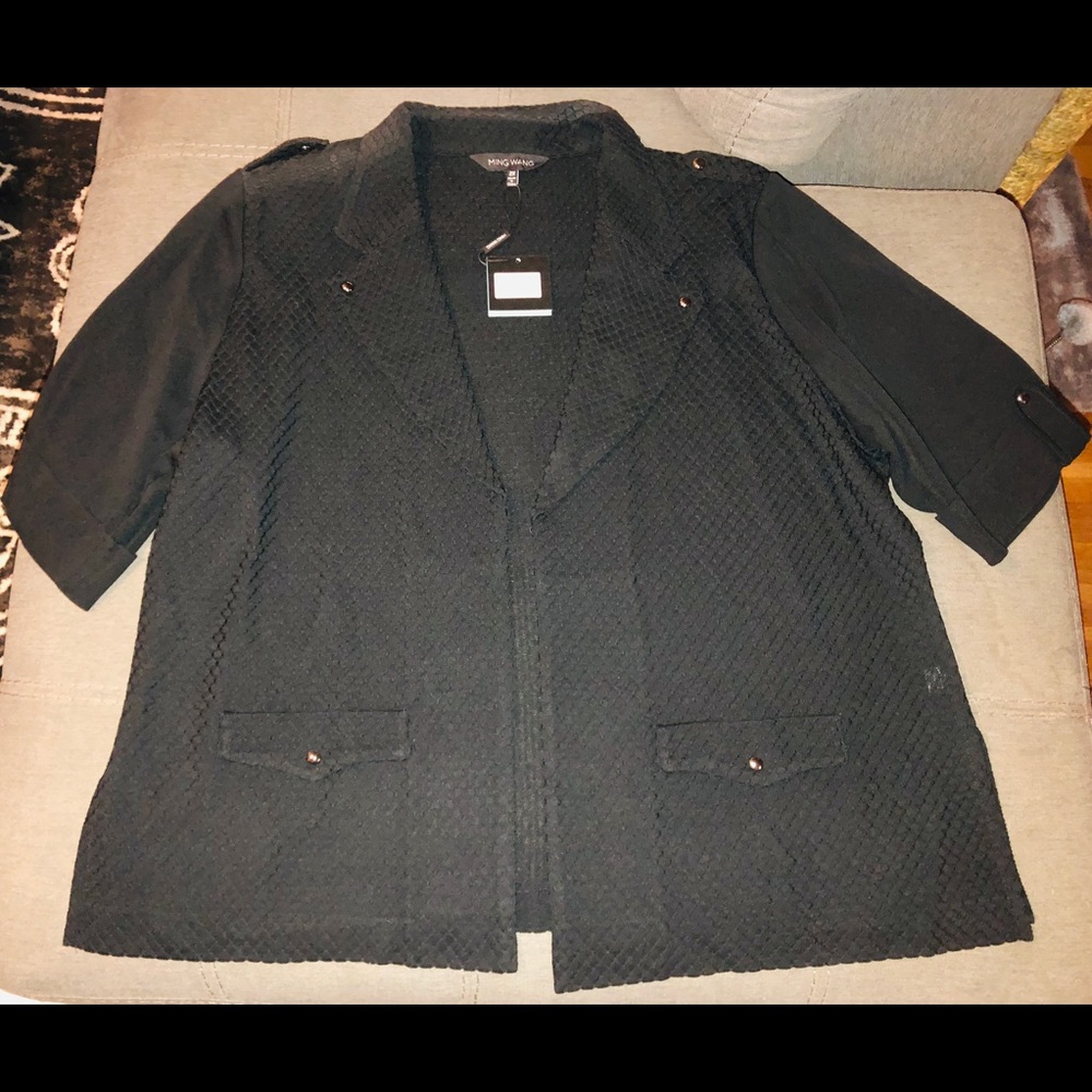 3/4 length sleeve blazer-type textured sweater